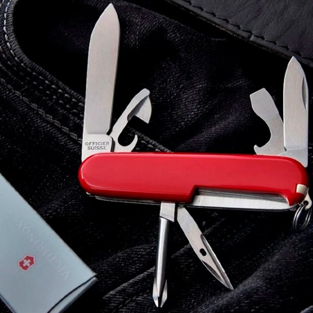 CANIVETE VICTORINOX TINKER SMALL 12F VERMELHO